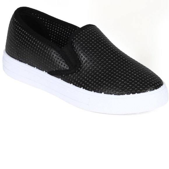 Qupid Black and White Slip-On Loafers - Picture 3 of 10